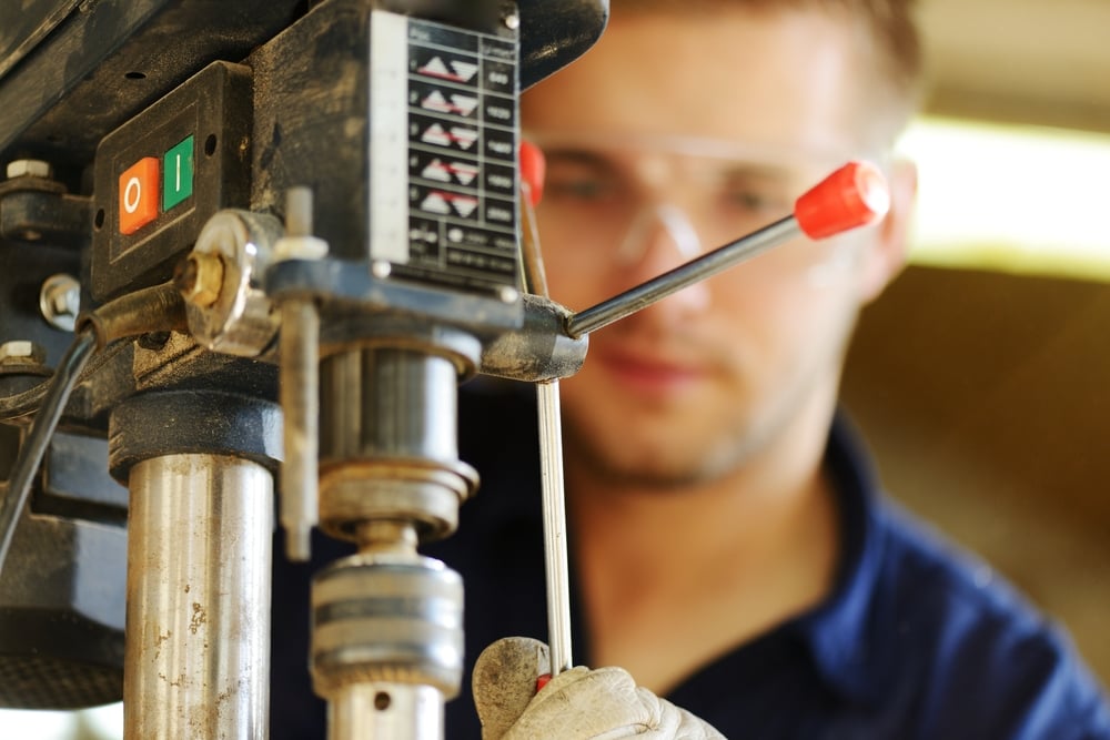 Young worker working in workshop-1